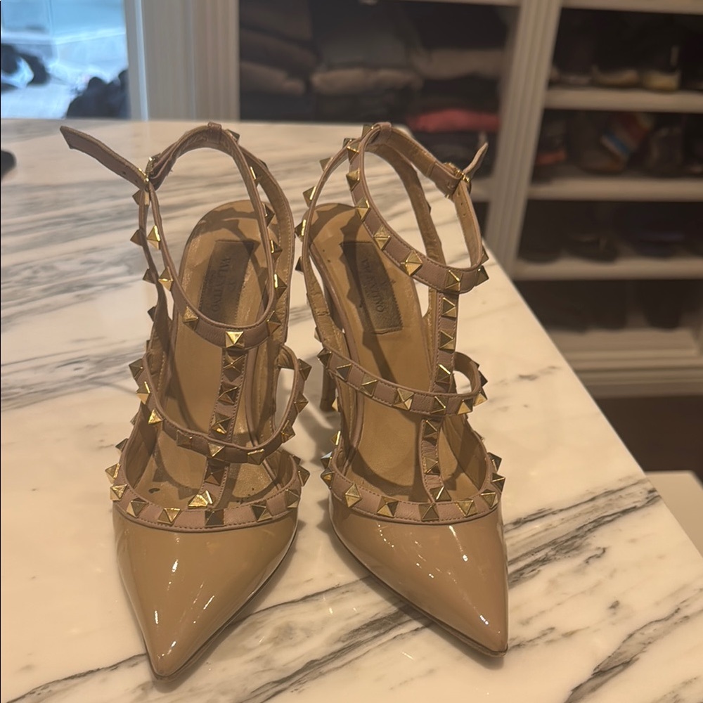 Valentino Tan Rockstud Pumps